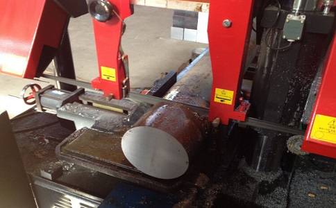 资源卧式带锯床加工时出现明显振荡如何排查？